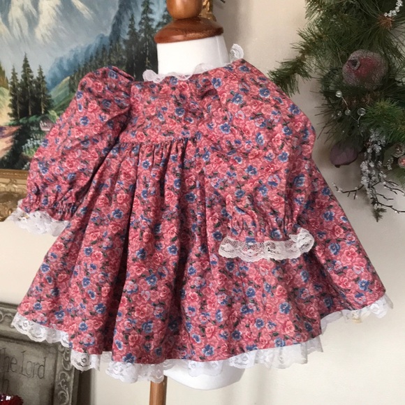 🩷 Rare Vintage 1960’s Victorian Lace Baby Dress - Picture 2 of 9